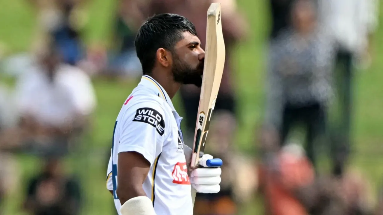 ඉන්දීය පන්දු යවන්නන්ට දිනූෂාගෙන් පාඩමක් – ශ්‍රී ලංකාව තරගය බේරාගනී