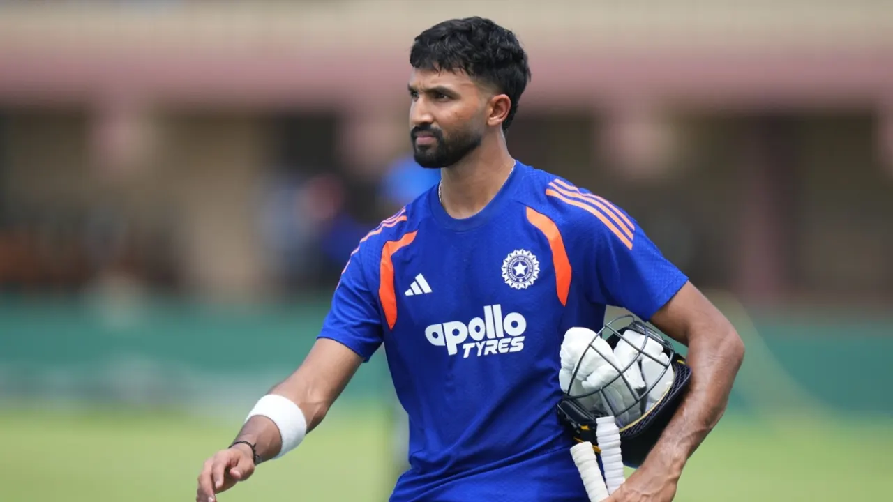දුලිප් කුසලාන අවසන් තරගයට පඩික්කල් සහ සිරාජ් දකුණු කලාපයට