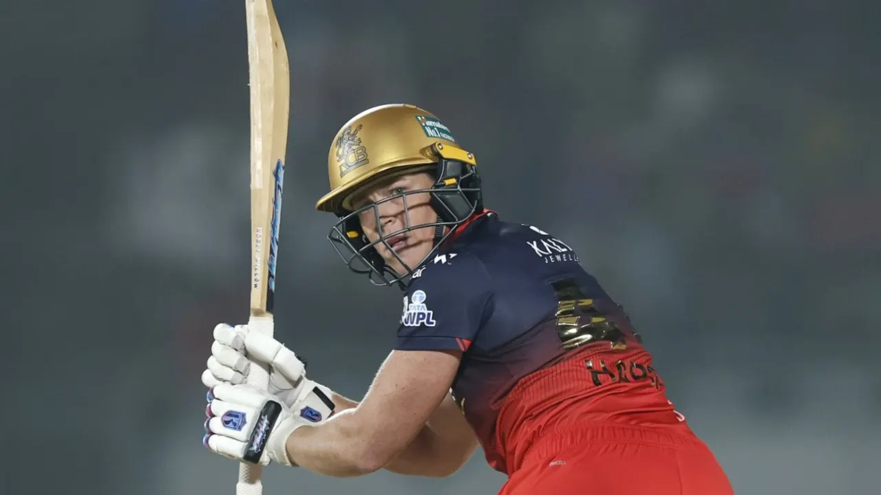 WPL 2027: ශූර RCB කණ්ඩායම ක්‍රීඩිකාවන් සිව්දෙනෙකු නිදහස් කරයි – එලිස් පෙරී නැවත කණ්ඩායමට